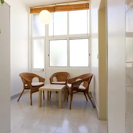 Cozy And Sunny - Anjos, Apartment