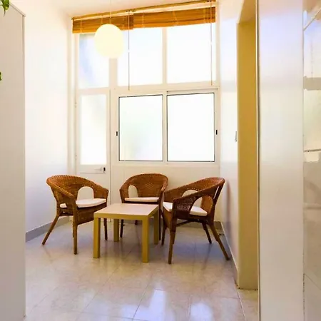 Cozy And Sunny - Anjos, Apartamento Lisboa