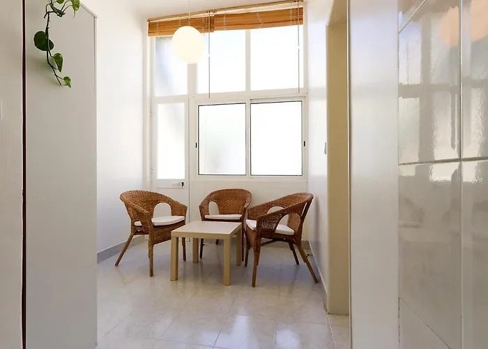 Cozy And Sunny - Anjos, Apartment