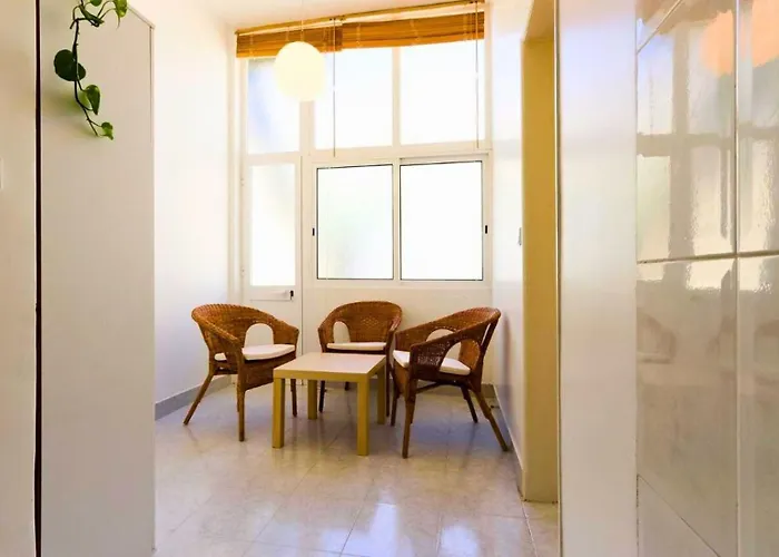 Cozy And Sunny - Anjos, Appartamento Lisbona